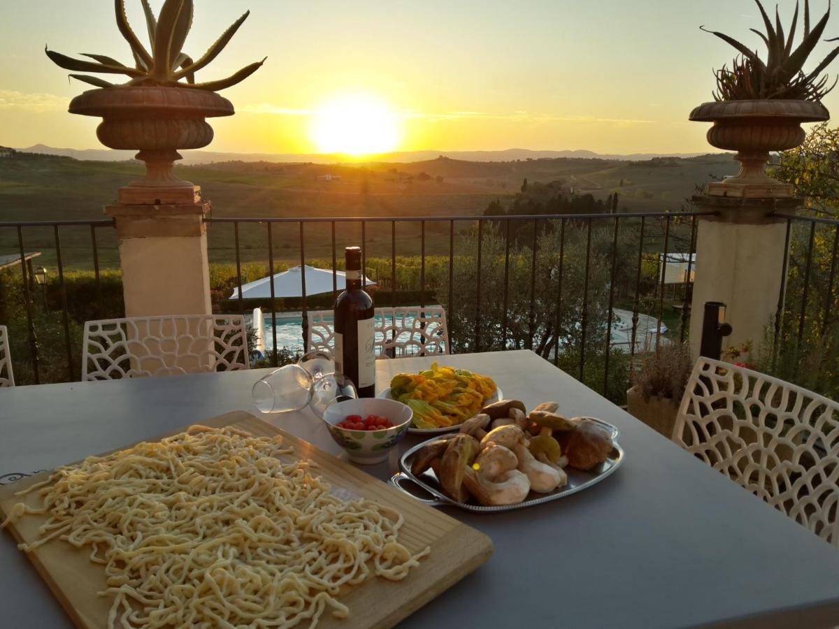 Villa La Valiana - Full Estate In Montepulciano - Heated Pool Valiano Экстерьер фото